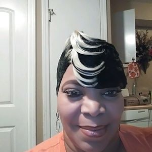 Meet your Posher, Cheryl